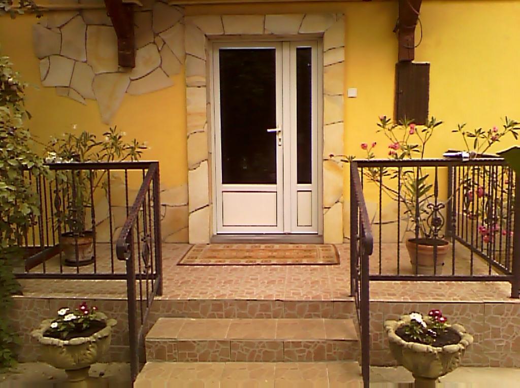 ハイデゥソボスローApartman Sas 6アパートメント エクステリア 写真