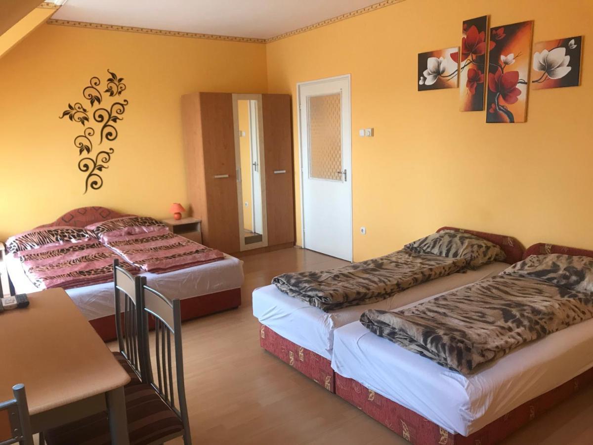 ハイデゥソボスローApartman Sas 6アパートメント エクステリア 写真